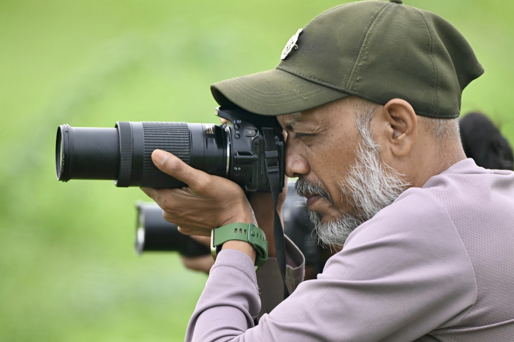 Apart from vehicle driving, Rajesh also has good sense of light and photography. Image credit: Major General Bhupesh Goel.